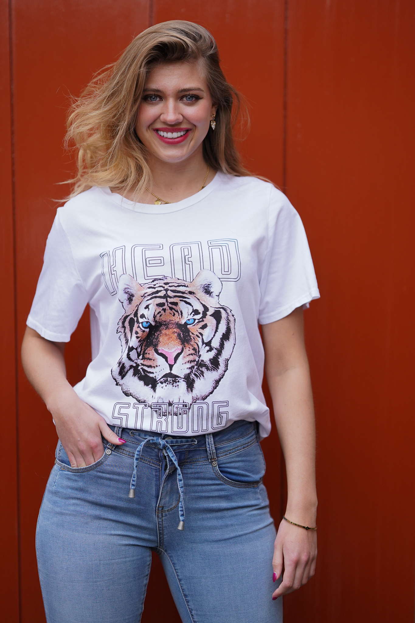 vereist Kansen aangenaam Oversized t-shirt met stoere tijgerprint 'head strong' - wit - Muts Fashion