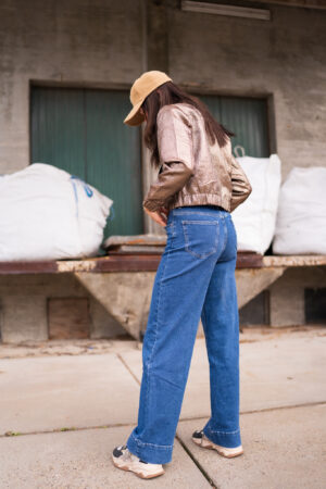 redial-wijde-jeans-met-naad-voor-highwaist-blue-denim-stretch-denim-jeans-stretch-muts-fashion-groningen