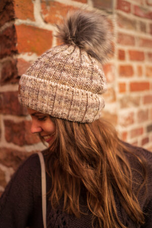 muts-melee-bruin-creme-zand-aardetinten-muts-hat-met-pompoen-fleece-voering-melee-muts-fashion-groningen