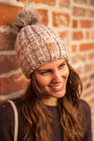 muts-melee-bruin-creme-zand-aardetinten-muts-hat-pompoen-fleece-voering-melee-muts-boetiek-fashion-groningen
