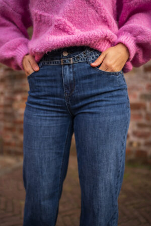 red-button-jeans-claudette-stone-denim-met-riempje-wijde-jeans-lengte33-red-button-jeans-muts-fashion-boetiek-groningen