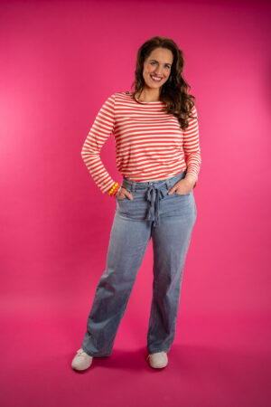 red-button-jeans-colette-and-belt-light-blue-jeans-wijd-met-touwtje-muts-fashion-boetiek-groningen