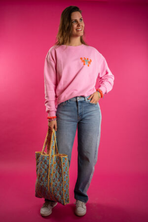 shapey-mixed-blue-etiquett-jeans-2-kleurige-barrelfit-ballonjeans-denim-etiquett-muts-fashion-groningen