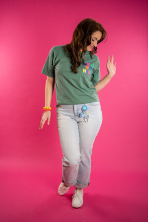 zac-and-zoe-bleach-jeans-met-omslag-en-sleutelhanger-kort-model-straight-fit-recht-model-stretch-jeans-denim-muts-boetiek-fashion-groningen