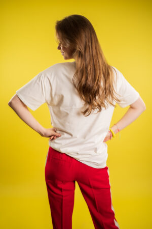 la-dolce-vita-t-shirt-wijd-oversized-kreeft-print-voor-ecru-met-rood-geel-print-muts-fashion-groningen