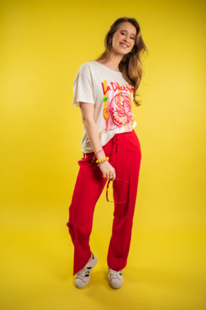 la-dolce-vita-t-shirt-wijd-oversized-met-kreeft-print-ecru-met-rood-geel-print-muts-fashion-groningen