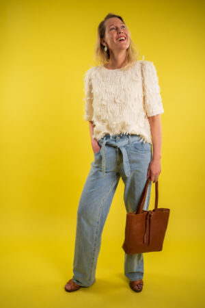 redbutton-jeans-colette-utility-and-belt-bleach-recht-wijd-model-met-ceintuur-red-button-jeans-denim-muts-fashion-groningen